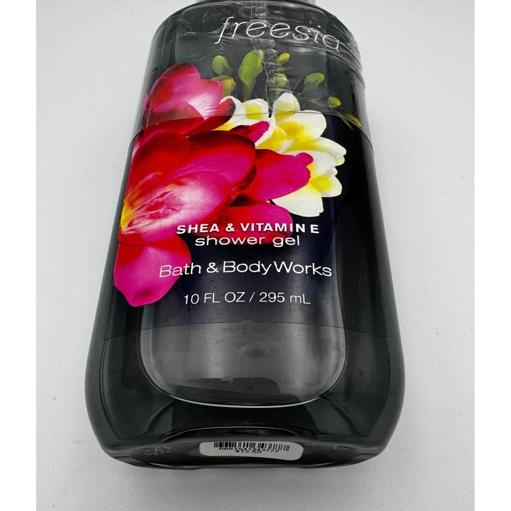 RARE Discontinued Bath & Body Works Freesia Shower Gel 10oz - New & Sealed